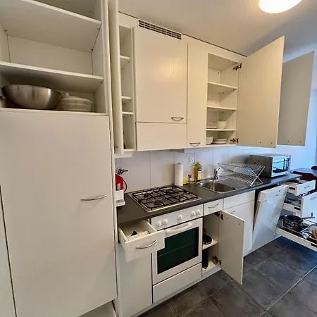 Friendly & Calm In Apartamento Berna